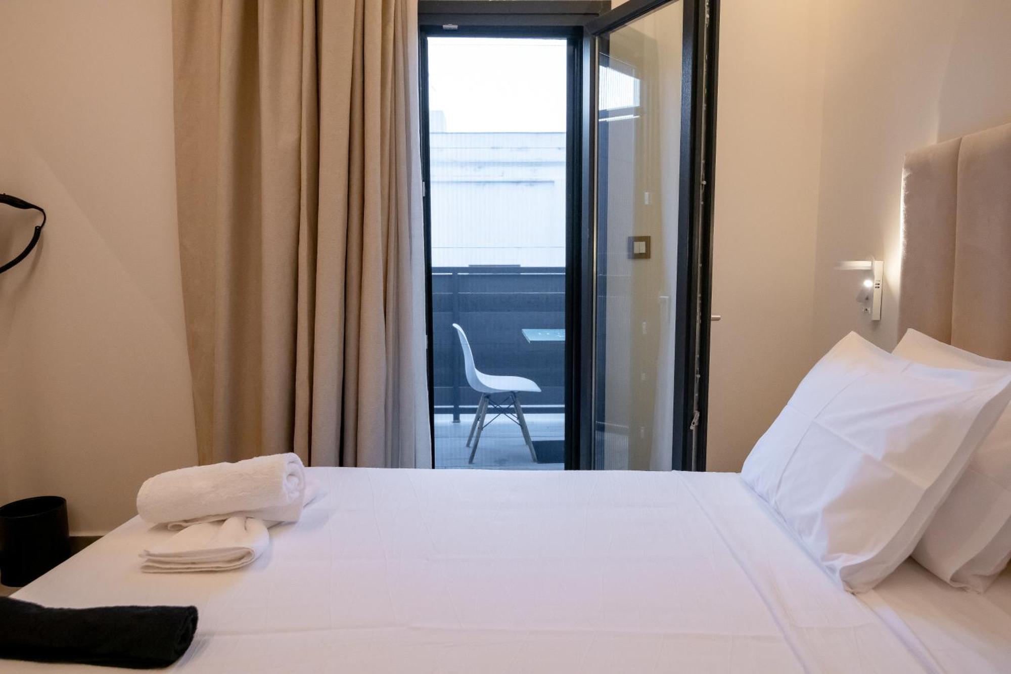 Ocean 11 Hotel Skiathos Town Exterior photo